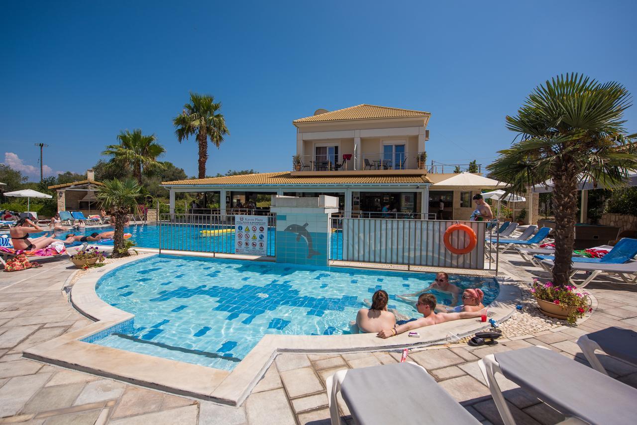 Kavos Plaza Hotel Bagian luar foto