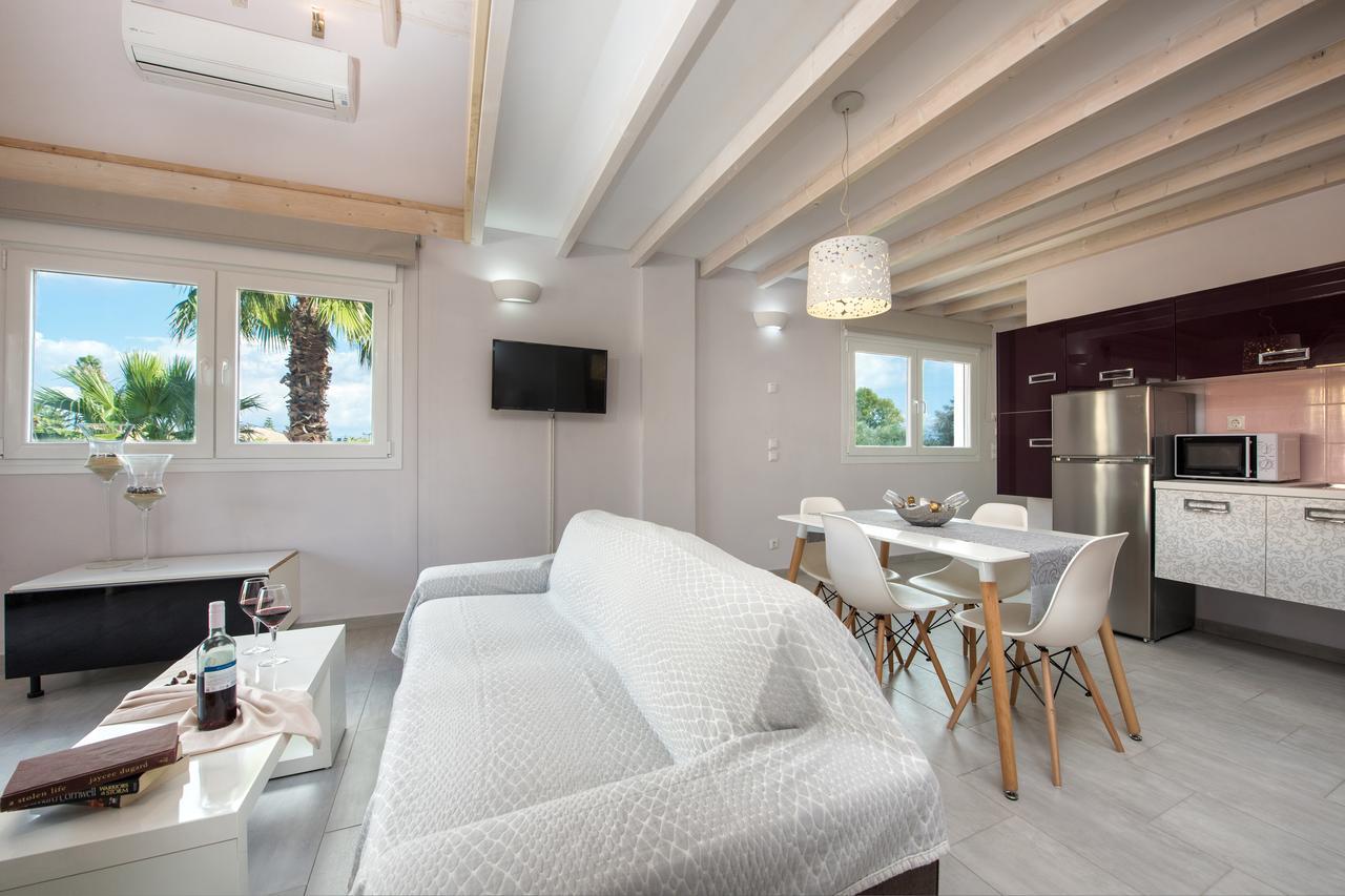 Kavos Plaza Hotel Bagian luar foto